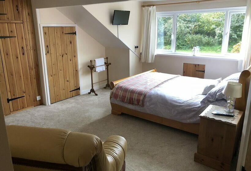 Blaencwm Bed And Breakfast