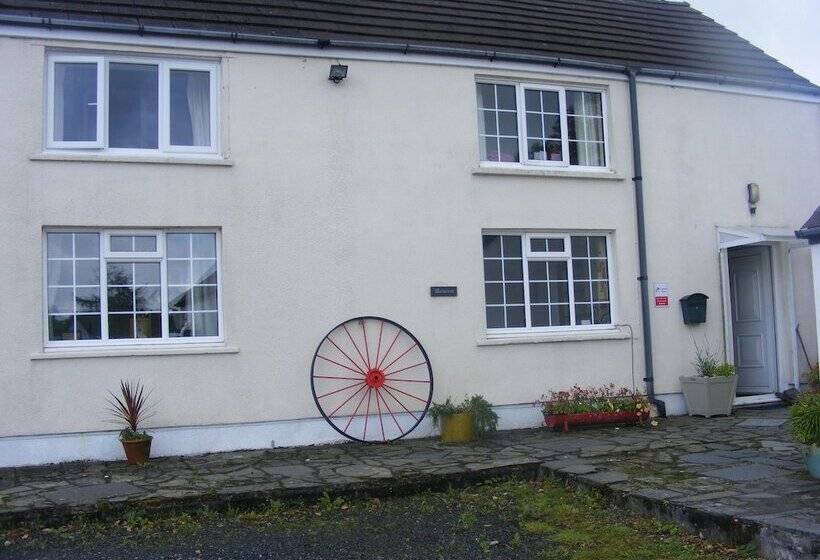 Blaencwm Bed And Breakfast