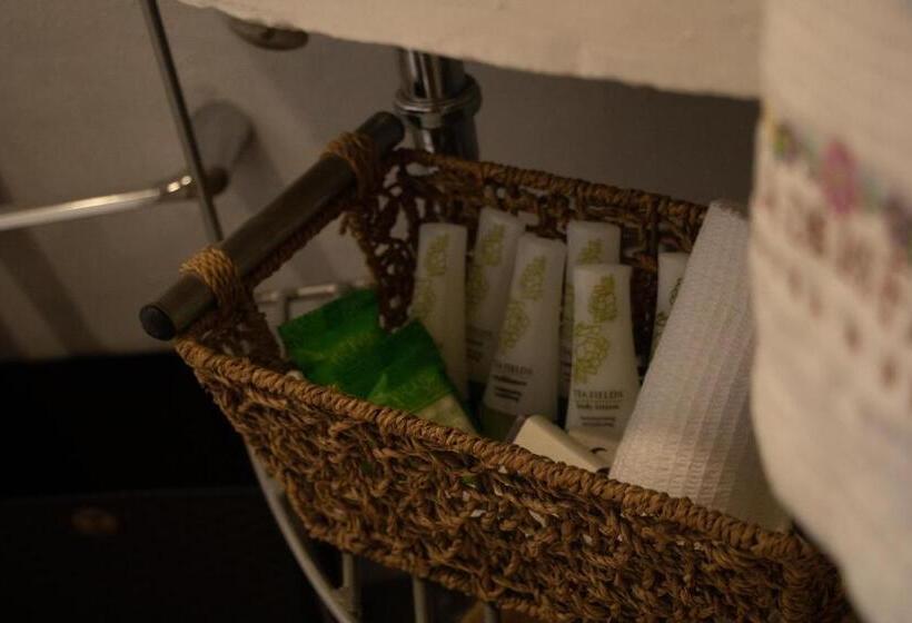 Casa Flores Hotel & Spa