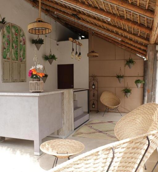 Casa Flores Hotel & Spa