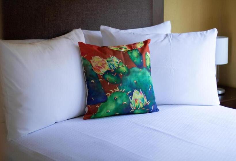 Casa Flores Hotel & Spa