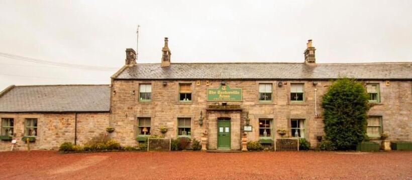 簡易ホテル The Tankerville Arms