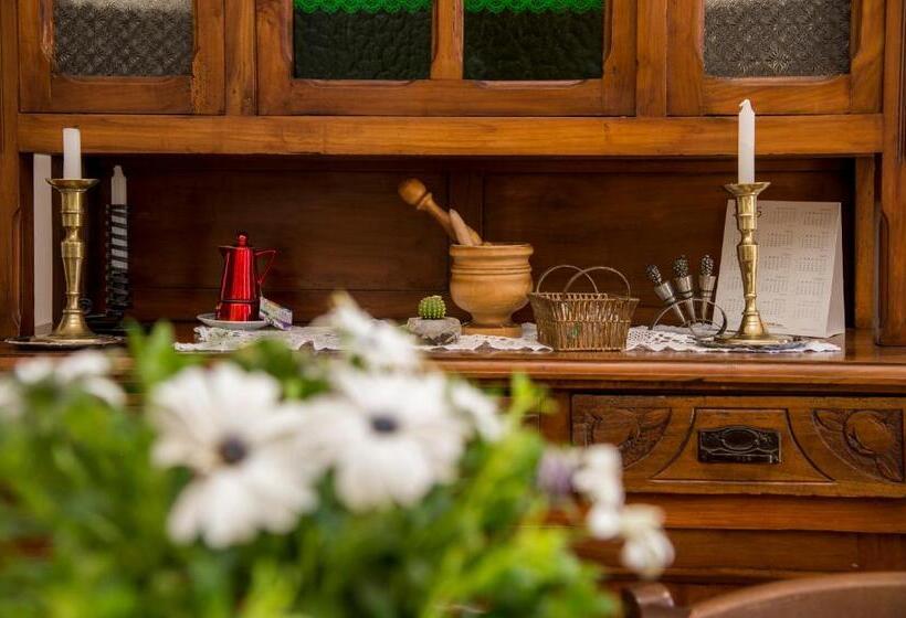 فندق Agriturismo Erbaluna