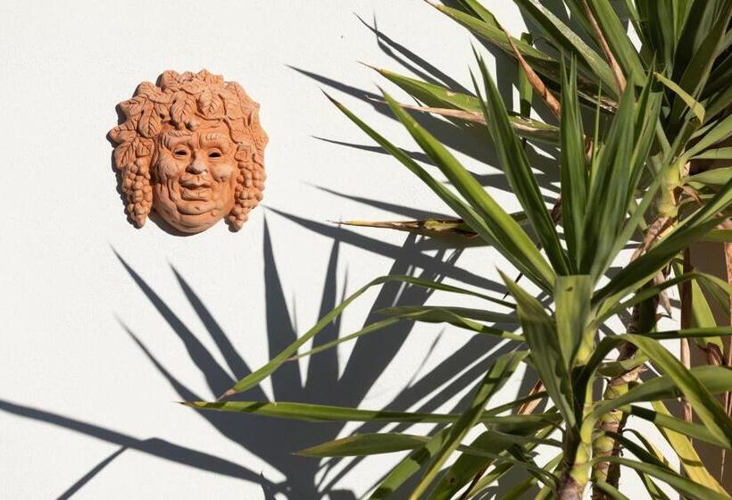 فندق Agriturismo Erbaluna