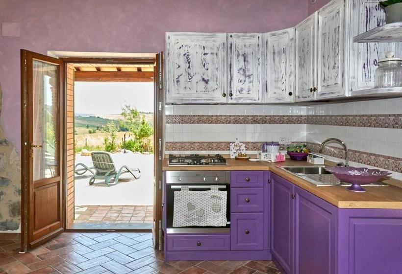 בית מלון כפרי Agriturismo Montecrespini