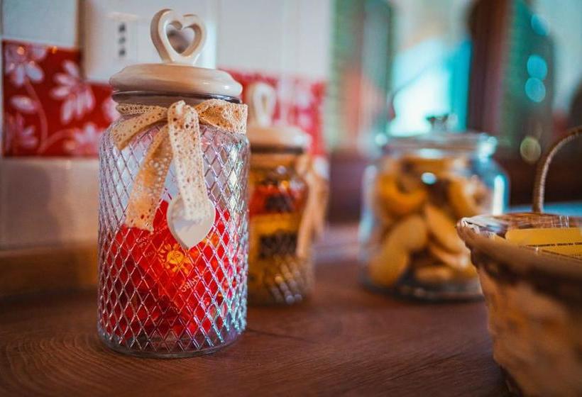 בית מלון כפרי Agriturismo Montecrespini