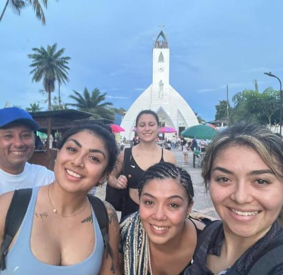 فندق Alto Amazonas