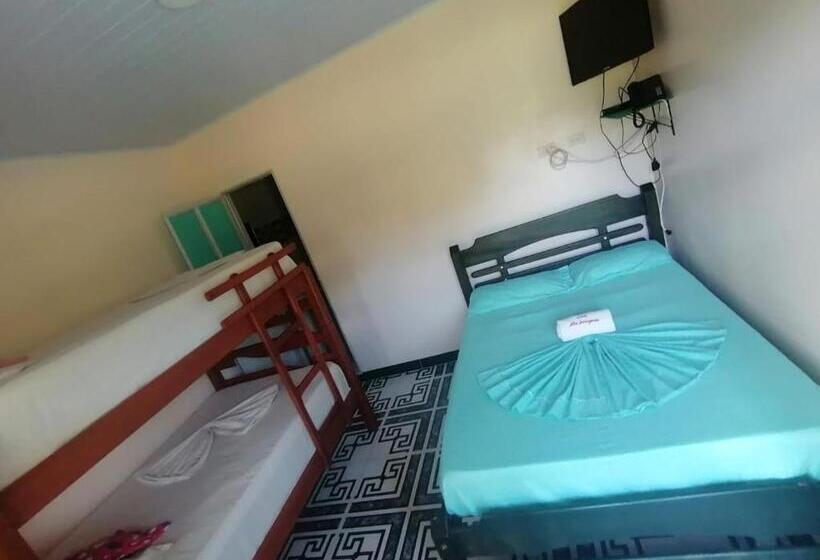 בית מלון כפרי Alto Amazonas