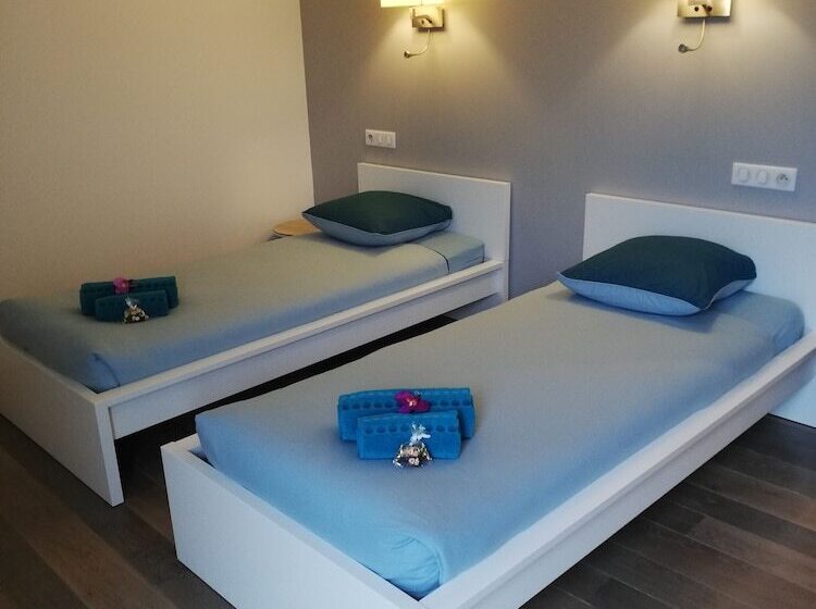 ホテル Auberge Des Isards