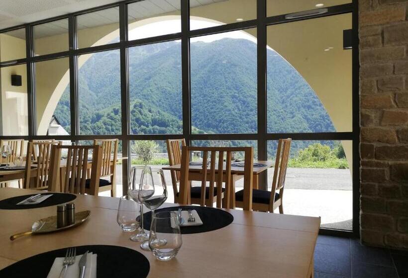 ホテル Auberge Des Isards