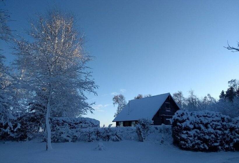 Отель Black Isle Lodge