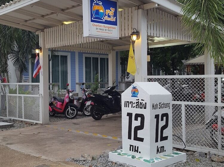 فندق Charlie S Bungalow