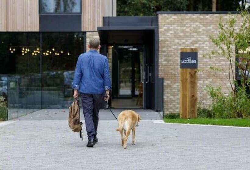 Отель Feldon Valley