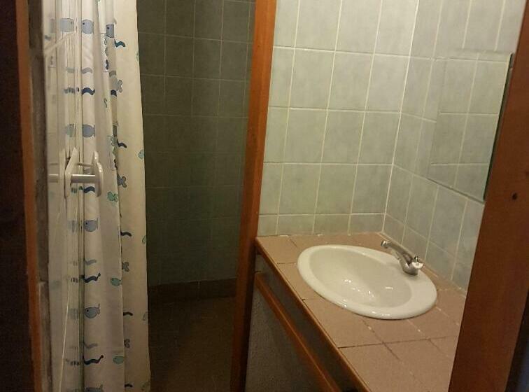 בית מלון כפרי Le Gîte Les Melezes