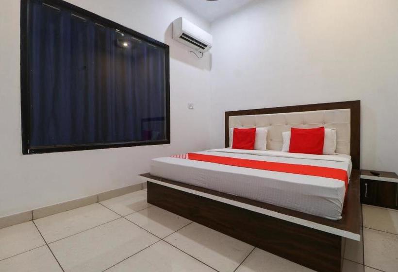 فندق Oyo 65320 Surya