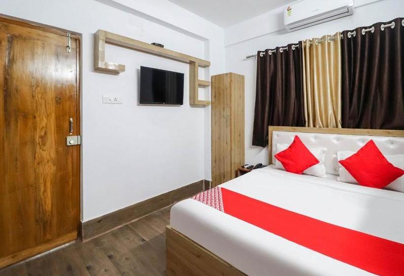 فندق Oyo 65741  Adarsh