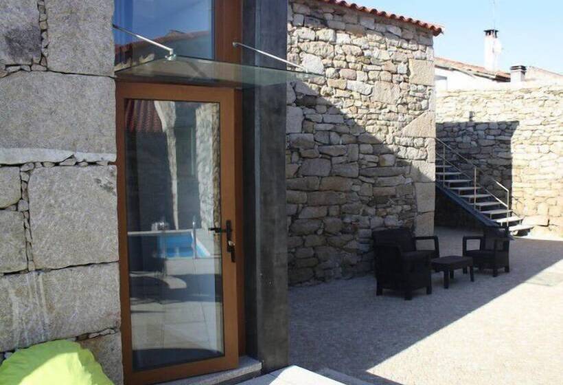 فندق ريفى Mallus