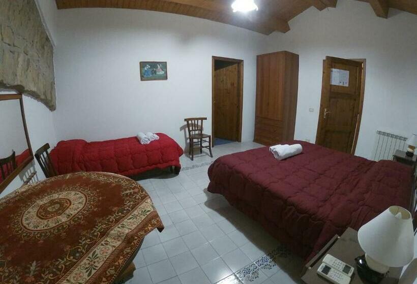 Отель Sesima Turismo Rurale