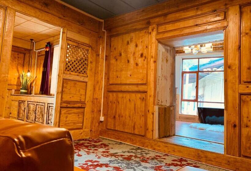 ホテル Shangri La Xiangye Listen To The Rain