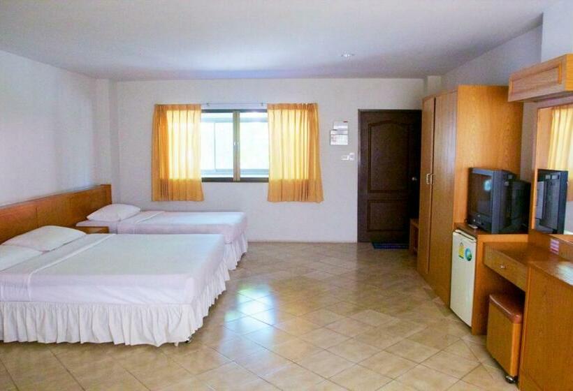 Отель Sichang Shine Khao Resort