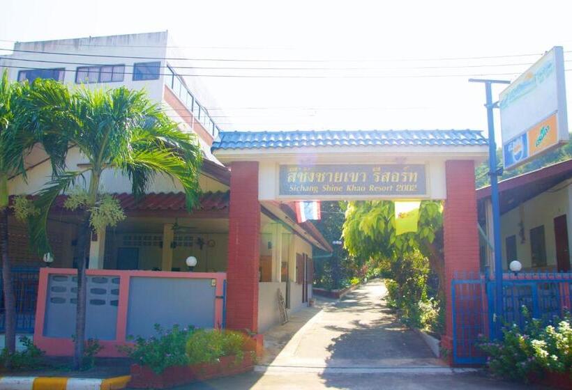 Отель Sichang Shine Khao Resort