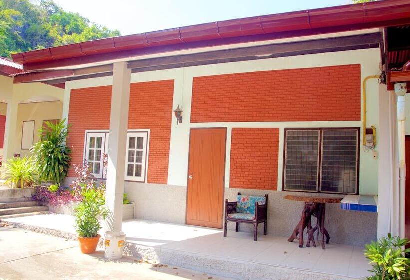 Отель Sichang Shine Khao Resort