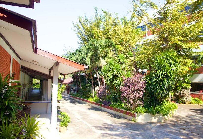 Отель Sichang Shine Khao Resort