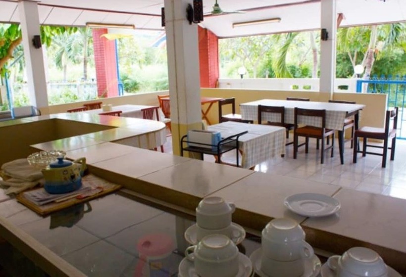 Отель Sichang Shine Khao Resort