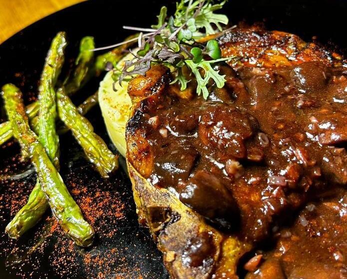 La Veranda Hotel & Restaurant