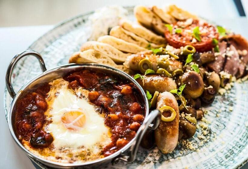 ホテル The Adnate Perth Art Series