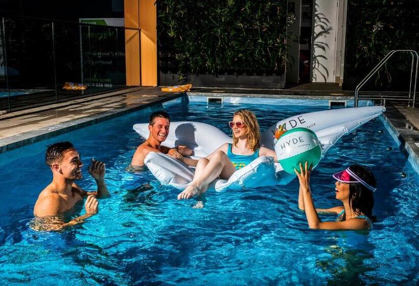 ホテル The Adnate Perth Art Series