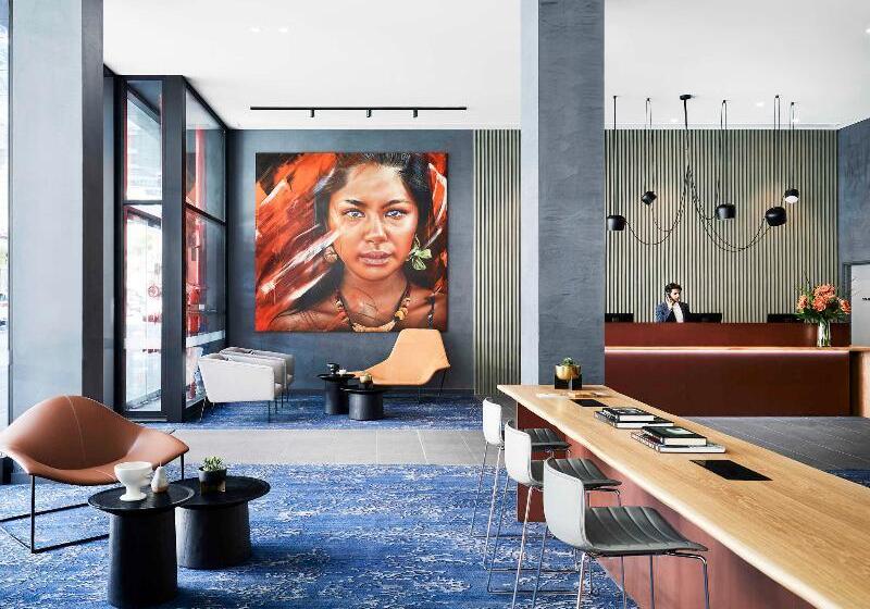 هتل The Adnate Perth   Art Series