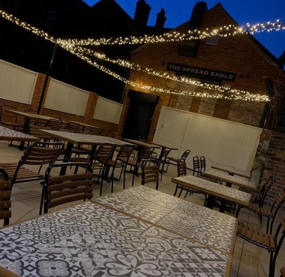 هتل The Spread Eagle Chesterfield