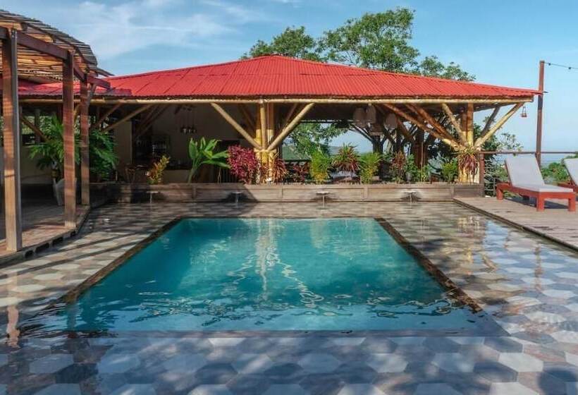 La Veranda Hotel & Restaurant