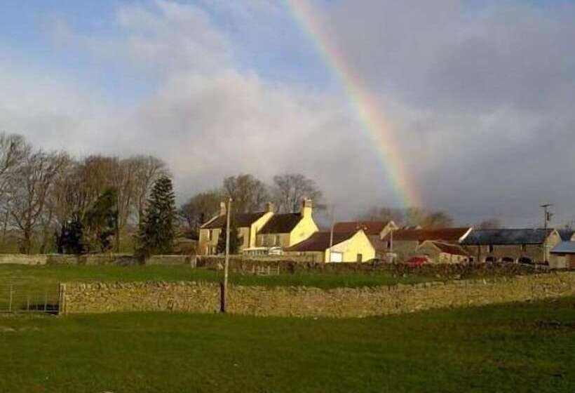 Newlands Hall Farmouse B&b