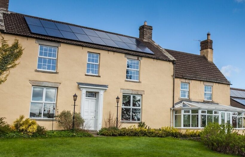 Newlands Hall Farmouse B&b