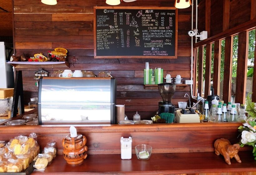 פנסיון Baan Kun Tuad Ko Si Chang