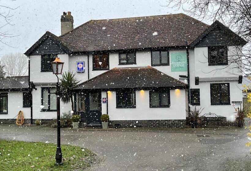 펜션 Burton Lodge Guest House & Spa