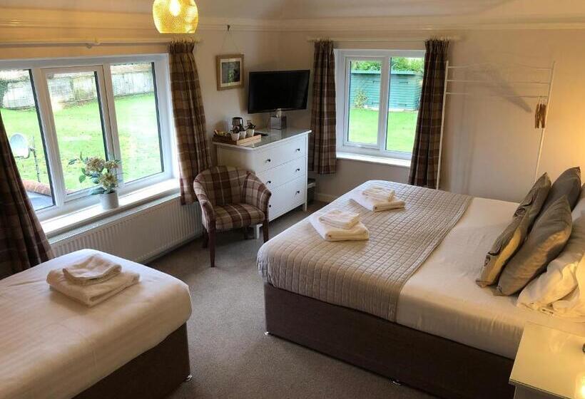 펜션 Burton Lodge Guest House & Spa