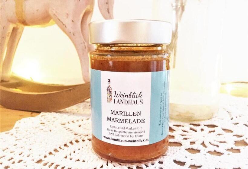 ペンション Landhaus Weinblick