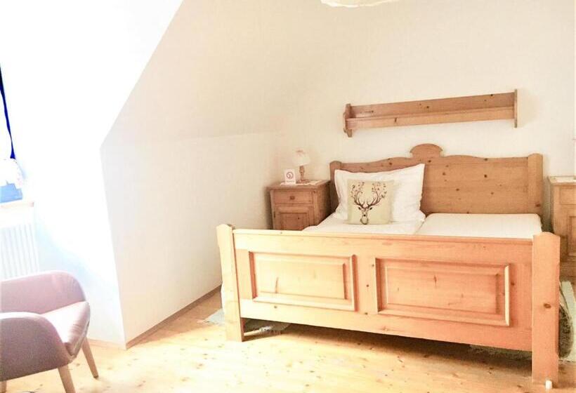 פנסיון Landhaus Weinblick