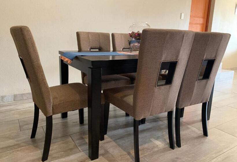 ペンション Malu Guest House