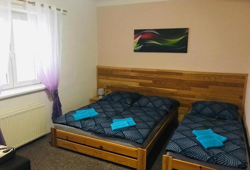 پانسیون Park Penzion