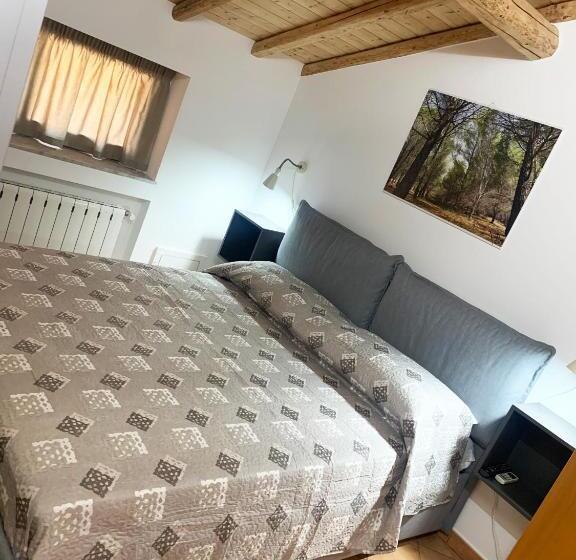 پانسیون Rooms Teatro Greco