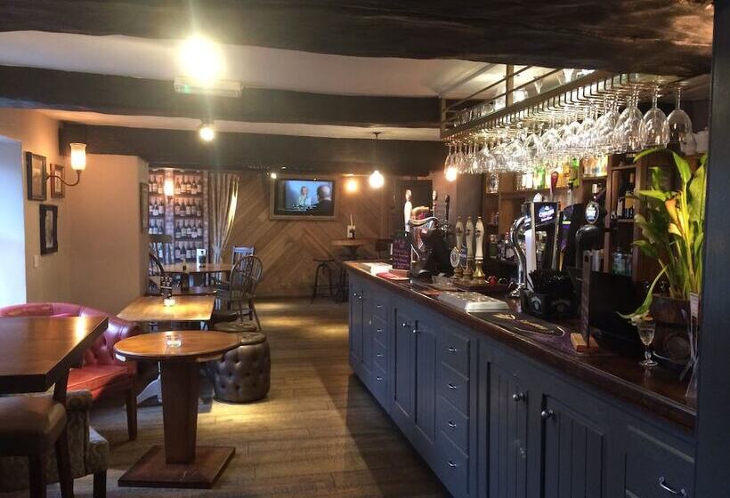 ペンション The Tavern