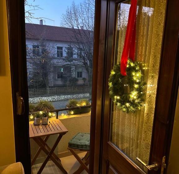 بنسيون Villa Elezi 2