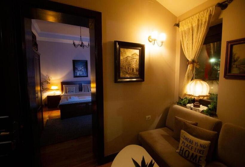 بنسيون Villa Elezi 2