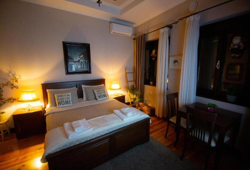 بنسيون Villa Elezi 2