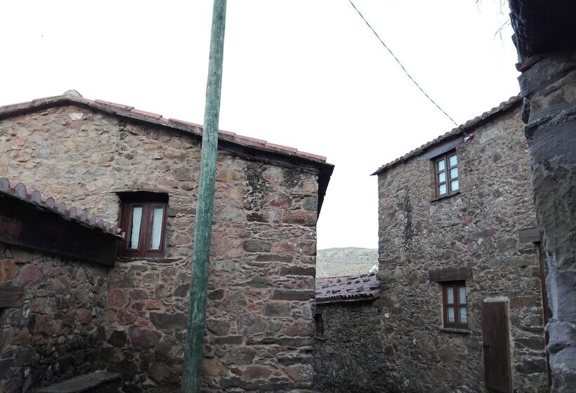 Retiro De Gondramaz
