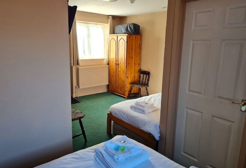 Хостел The Blue Cow